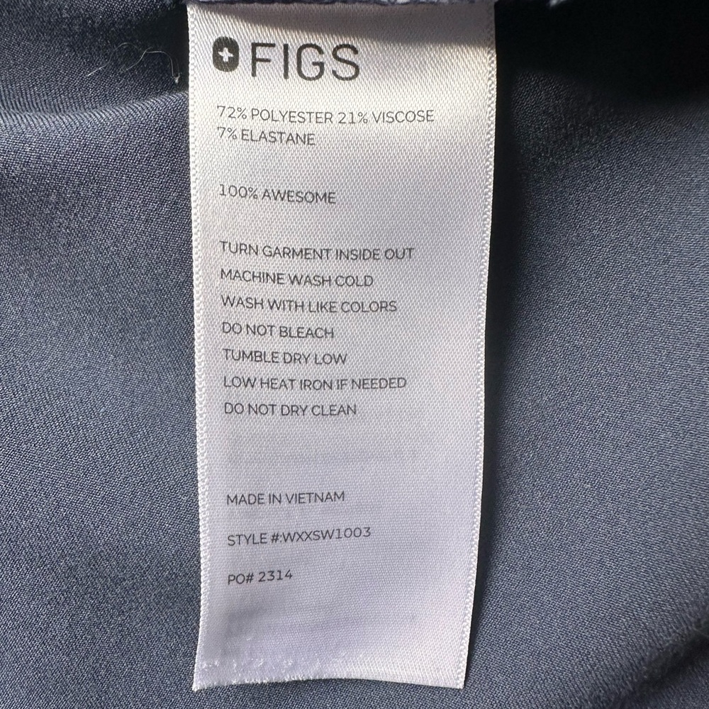 Figs Women’s Scrub set. Color: Night Sky. - Picture 4 of 5